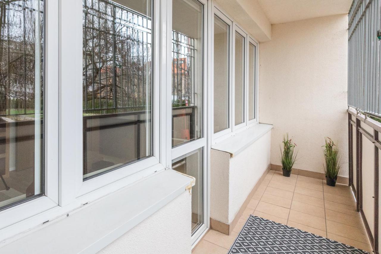 Superapart Ciasna 8A Warsawa Bagian luar foto